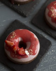 Raw Cheezecak - Chocolate & Fresa
